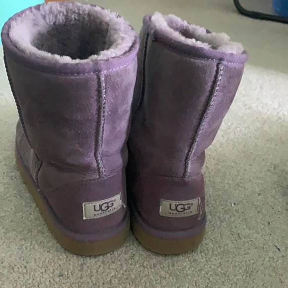 kids size 6 uggs